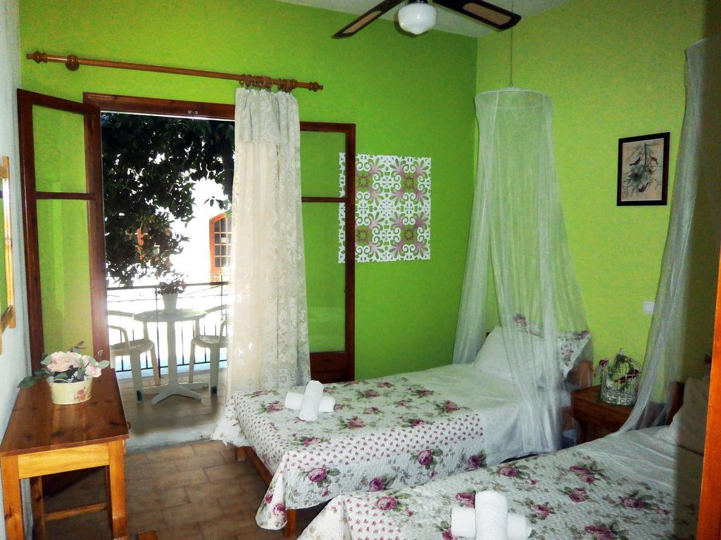 Paraskevi Apartments Ypsos Chambre photo