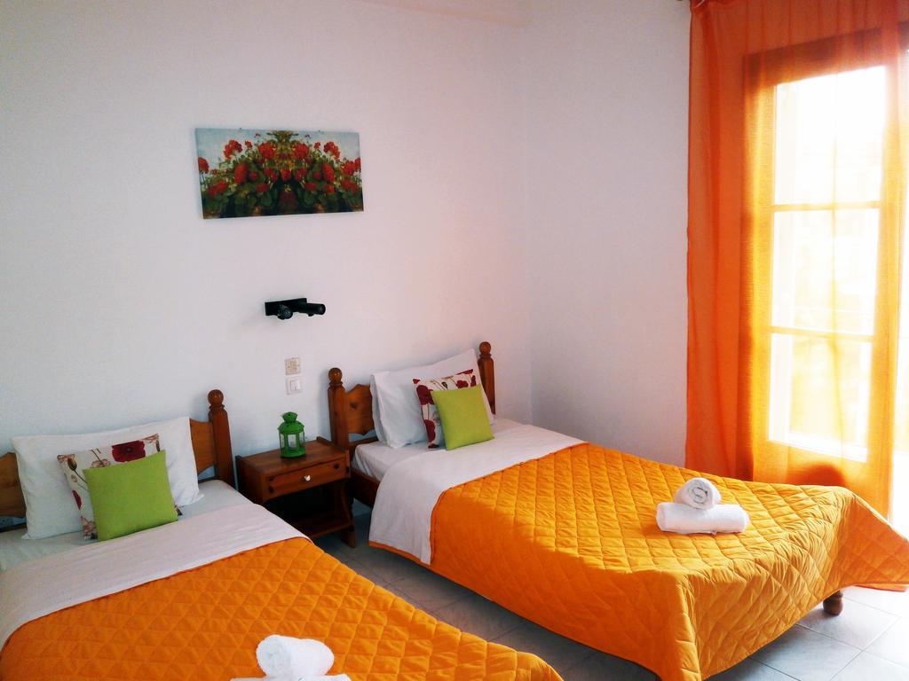 Paraskevi Apartments Ypsos Chambre photo