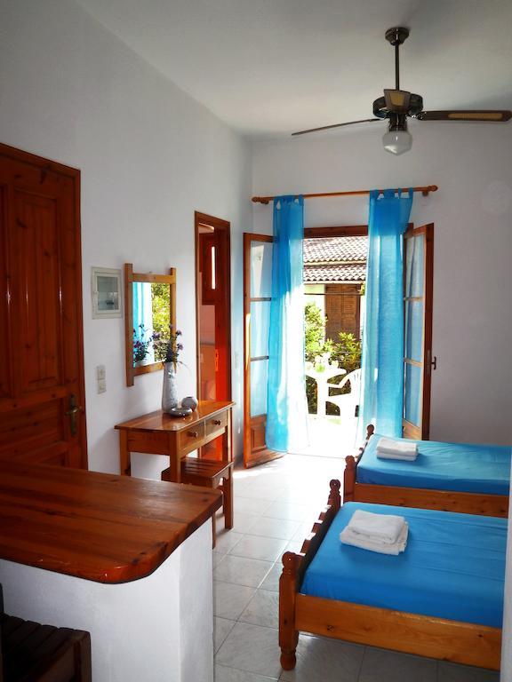 Paraskevi Apartments Ypsos Chambre photo